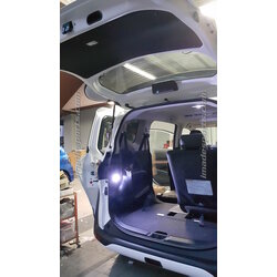 ชุดไฟขาว Plattinum White LED Toyota Sienta