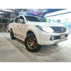 MITSUBISHI TRITON