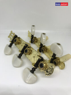 ลูกบิดกีต้าร์คลาสสิค 002