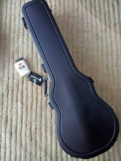 ฮาร์ดเครสกีตาร์ไฟฟ้า CROSSROCK CRA860LBK Les Paul Case with TSA