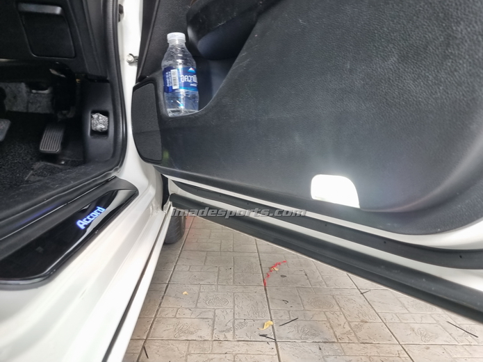 ชุดหลอดไฟขาวภายใน เพิ่มความสว่าง