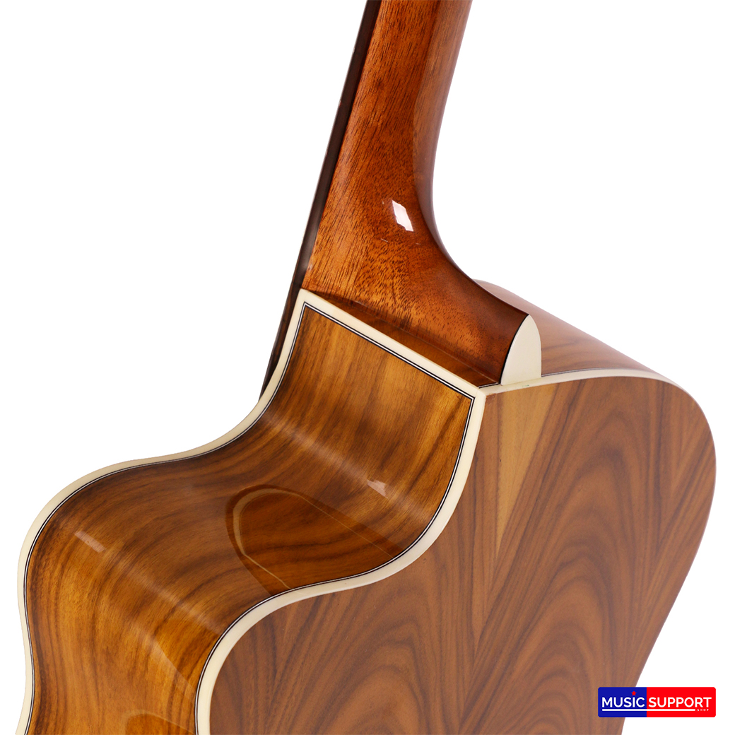 Saga SF850GE Acoustic Guitar กีตาร์โปร่ง + กระเป๋า