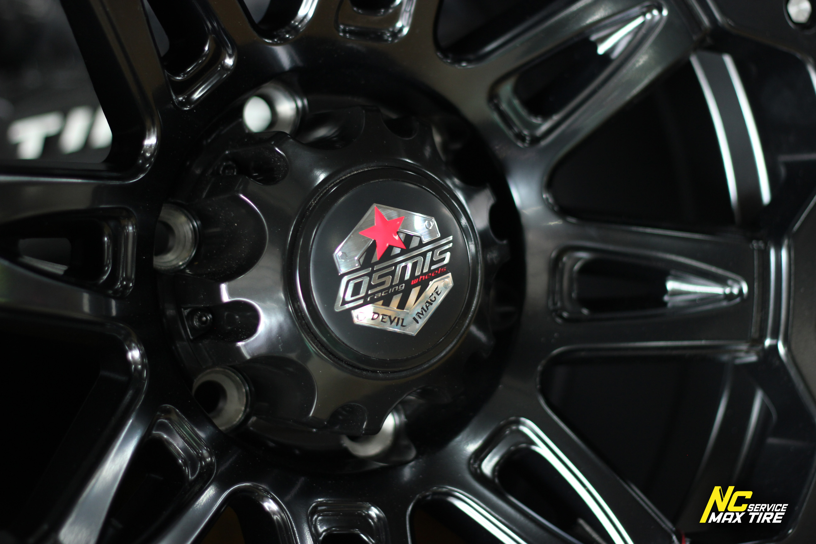 โปรไลฟ์สด ชุดออฟโรดขอบ17 / ล้อ+ยาง / ล้อแม็ก Cosmis Devil M-8I / ยาง Cosmis raptor AT 265/65R17