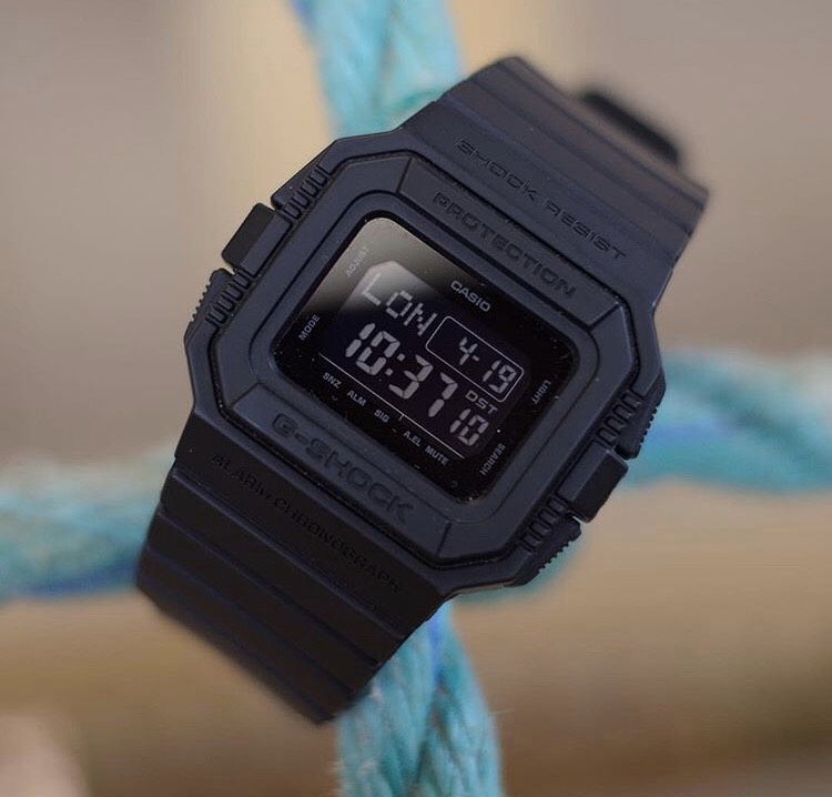 Dw-5500BB ยักษ์กลาง