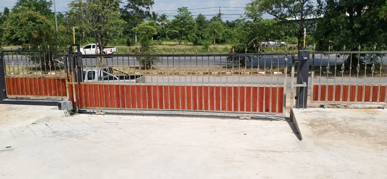 ช่องรั้วสแตนเลสเขตจตุจักร