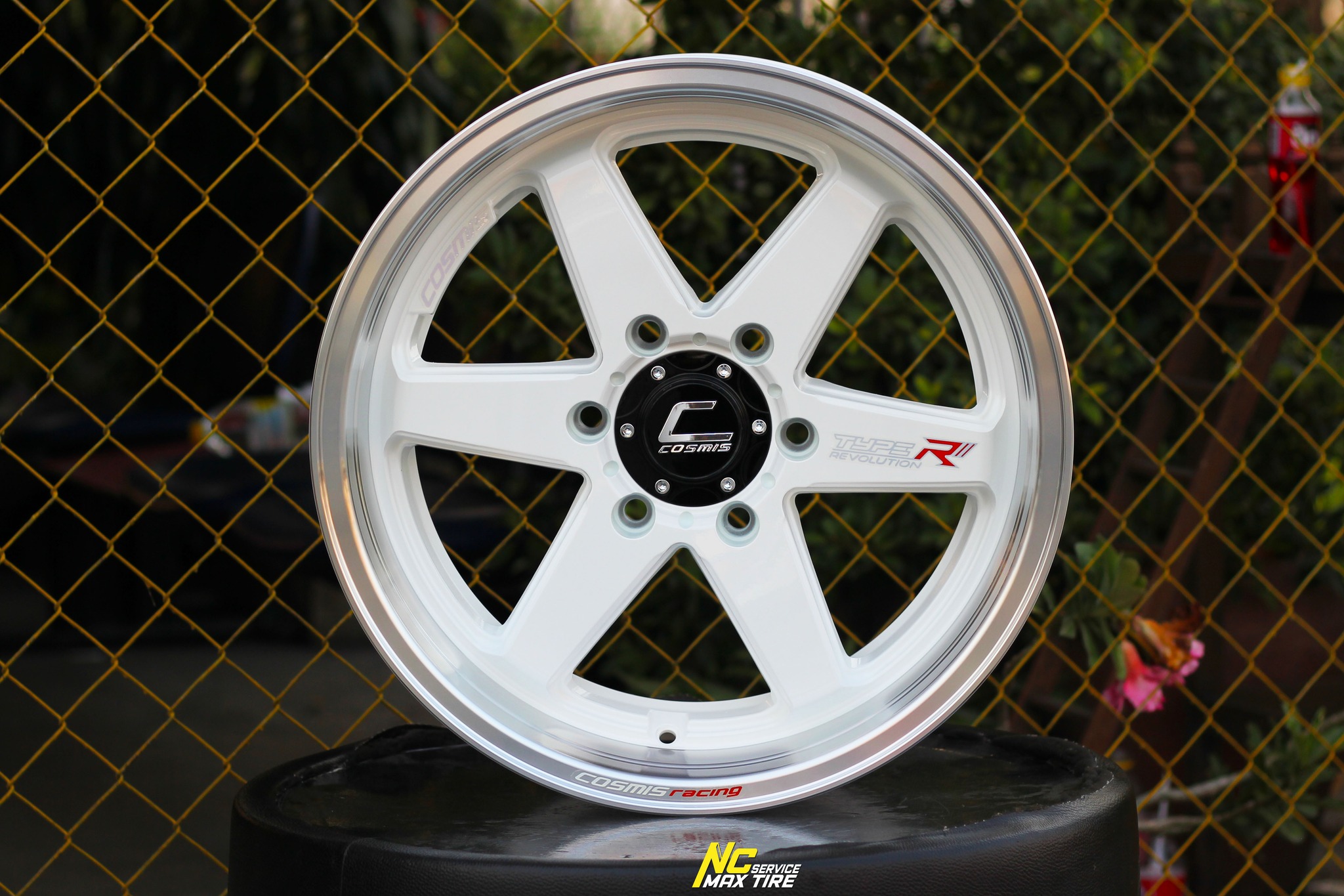ล้อแม็กขอบ18 / Cosmis / Type-R Revolution / ล้อแม็กสีพิเศษ / 18x8.5 6H139.7 ET22 / CUSTOM COLOR / ล้อแม็กขาวทั้งวง+ขอบเงา+เพลท / ล้อแม็กสำหรับรถกระบะ