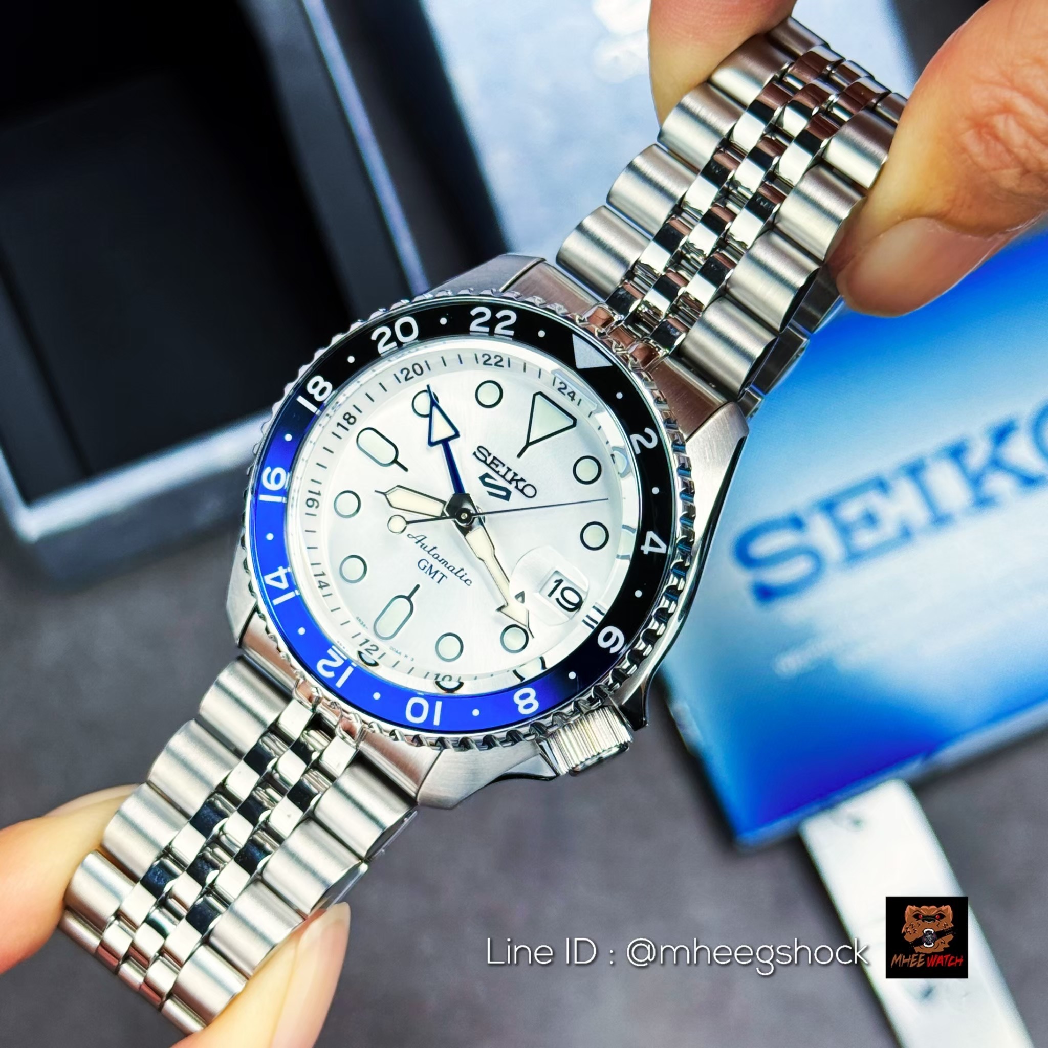 Seiko 5Sports GMT Snow WHITE BLUE Dial SKX Series SSK033K1