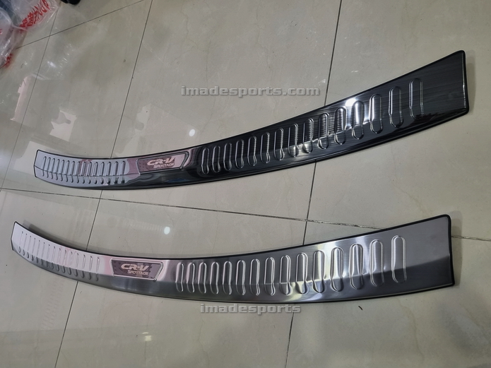 กาบฝาท้ายกันชน ด้านนอกและกันรอยด้านใน 2017-2021