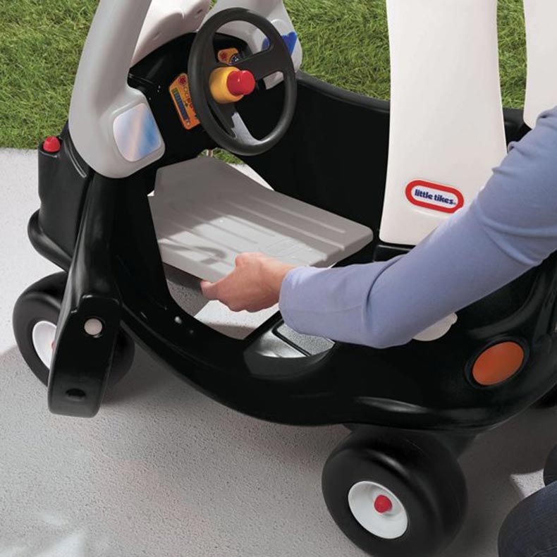 Little Tikes Patrol Cozy Coupe 30th Anniversary Edition รถขาไถตำรวจสุดฮิต