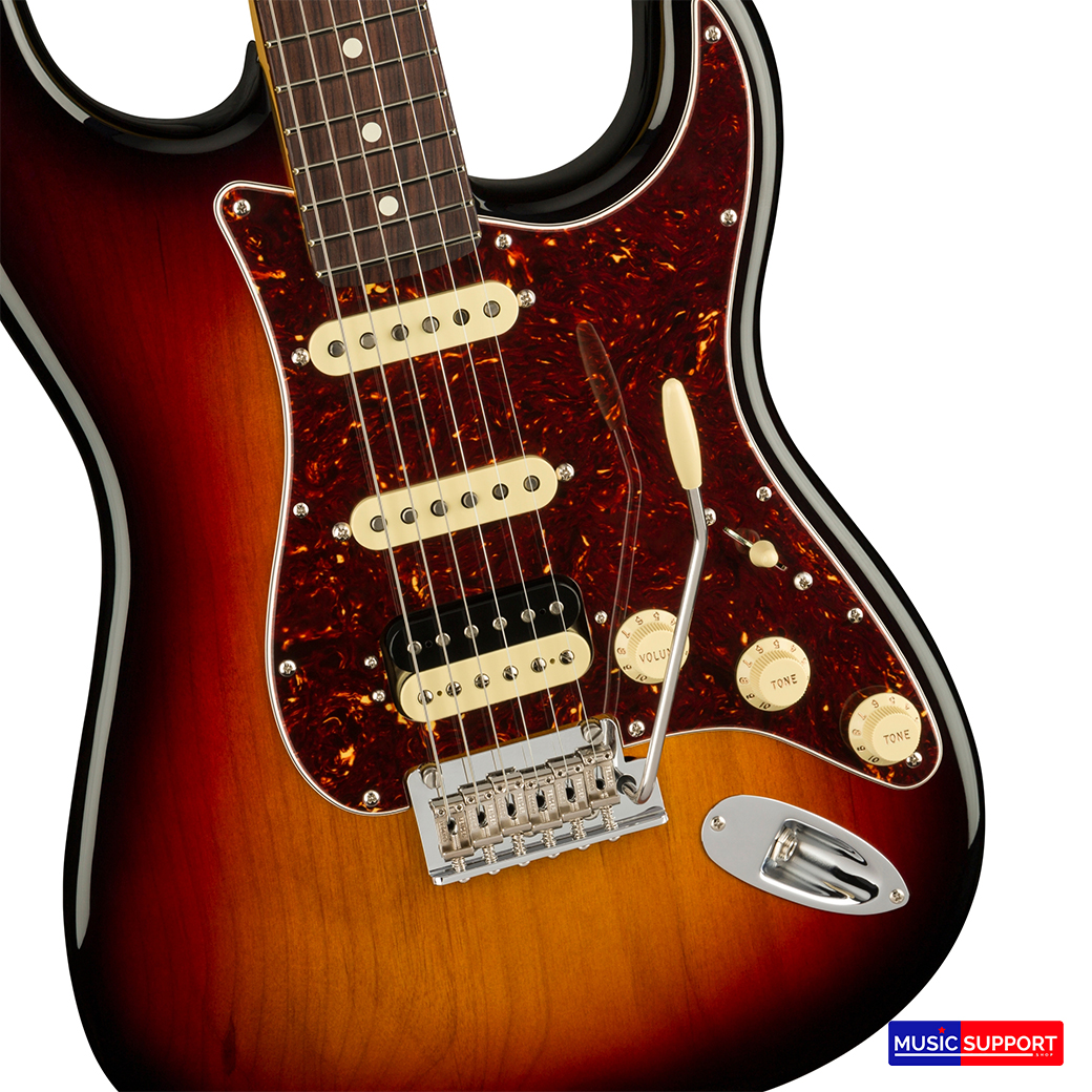กีตาร์ไฟฟ้า Fender American Professional II Stratocaster HSS RW
