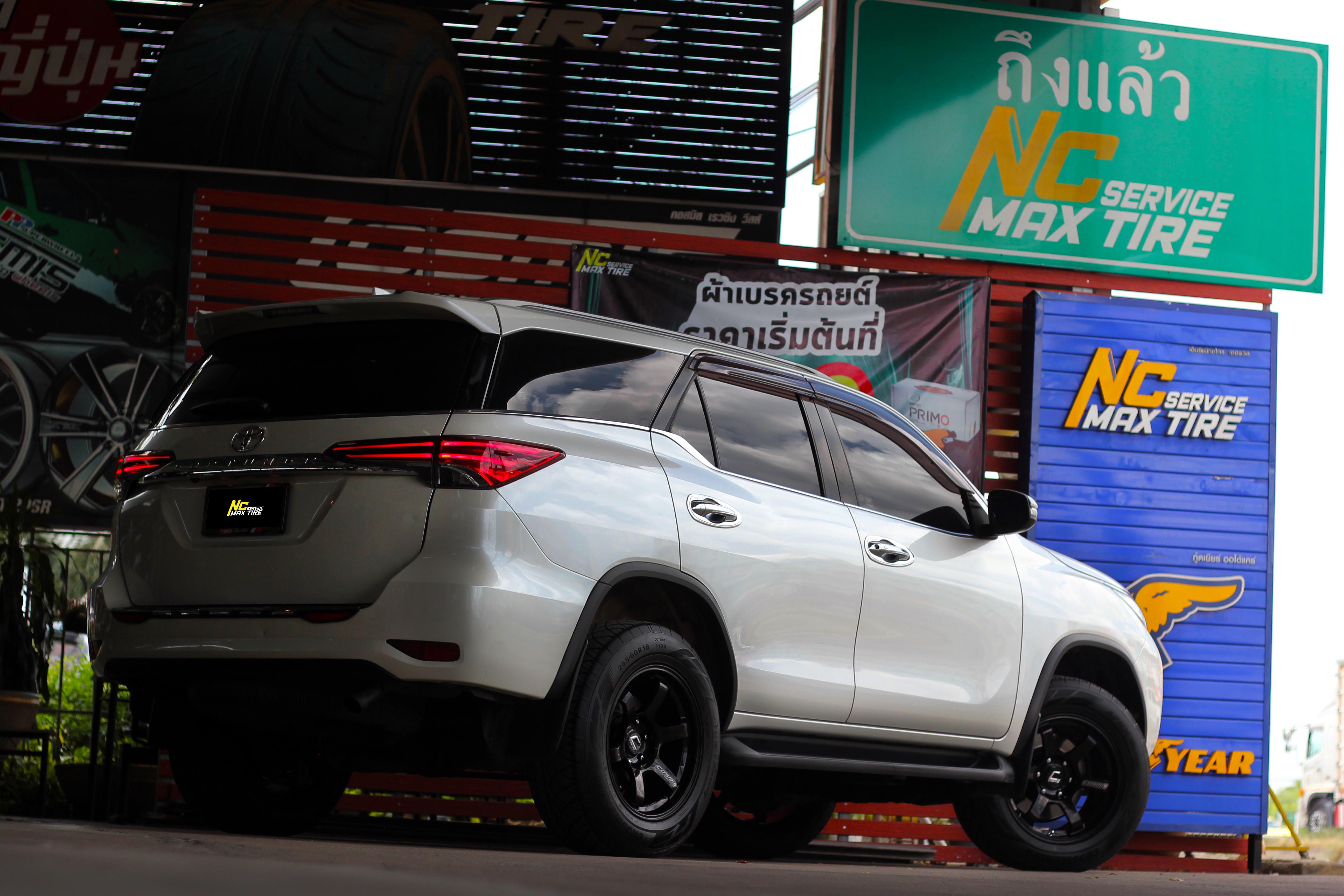 Toyota Fortuner / SUV / ล้อแม็กสำหรับกระบะ / ล้อแม็กขอบ18 / RG-06SR / 18x9.0 6H139.7 ET0 / ล้อแม็กสีดำเงาทั้งวงCNCหยอดตัวหนังสือขาว / ล้อแม็กสวยๆ / SUV PPV / NC / NCล้อแม็ก