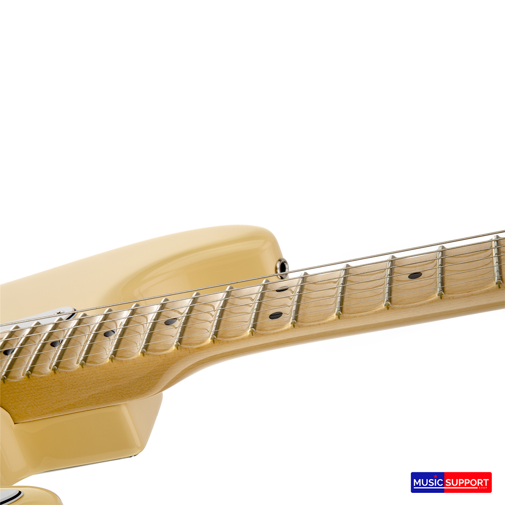 กีตาร์ไฟฟ้า FENDER YNGWIE MALMSTEEN STRATOCASTER Vintage White