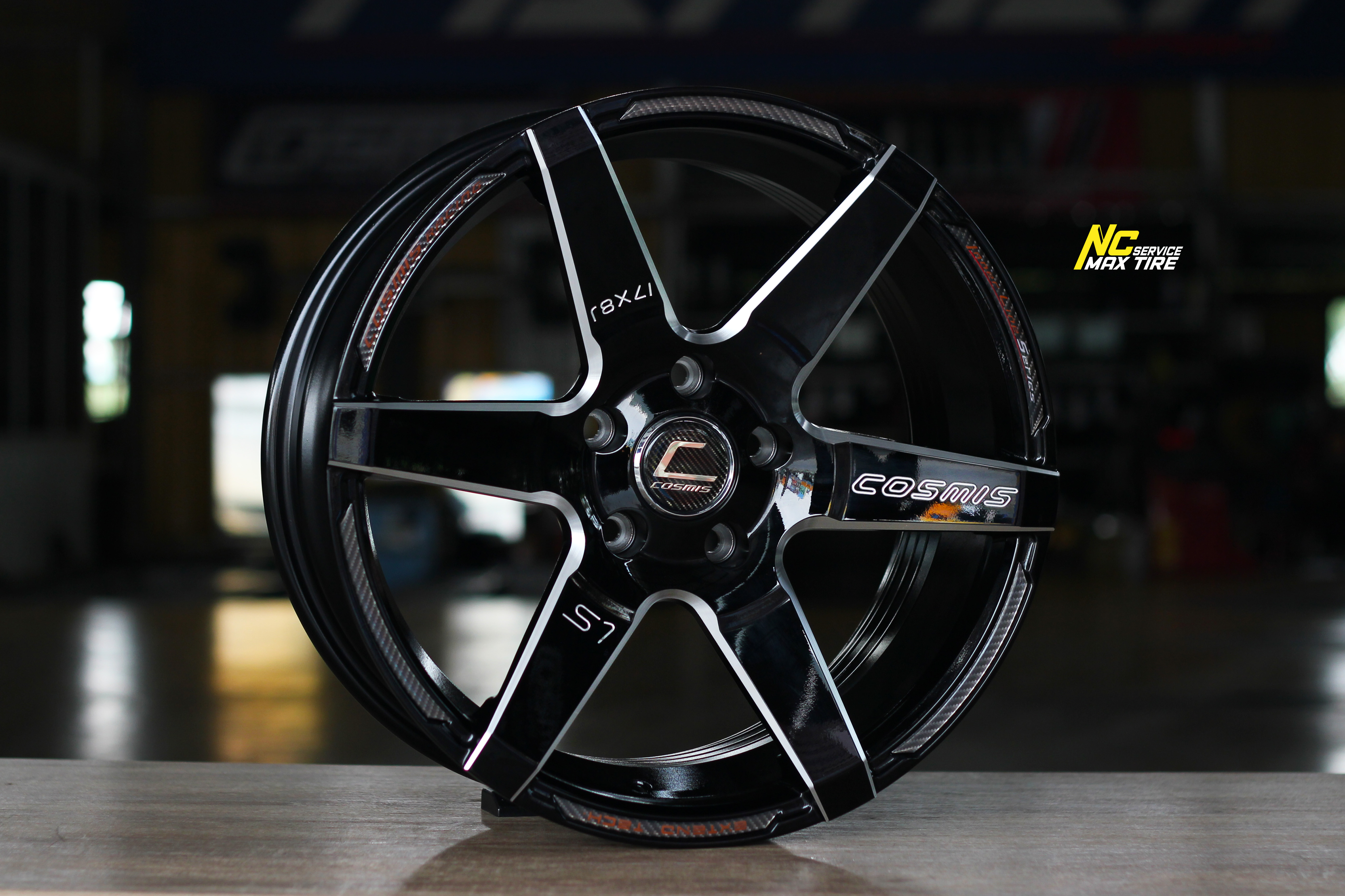 ล้อแม็กขอบ17 / Cosmis / Innerline / S1 / 17x8.0 5H114.3 ET30 / ล้อแม็กสีดำเงา+CNCข้างก้าน / NC / PP