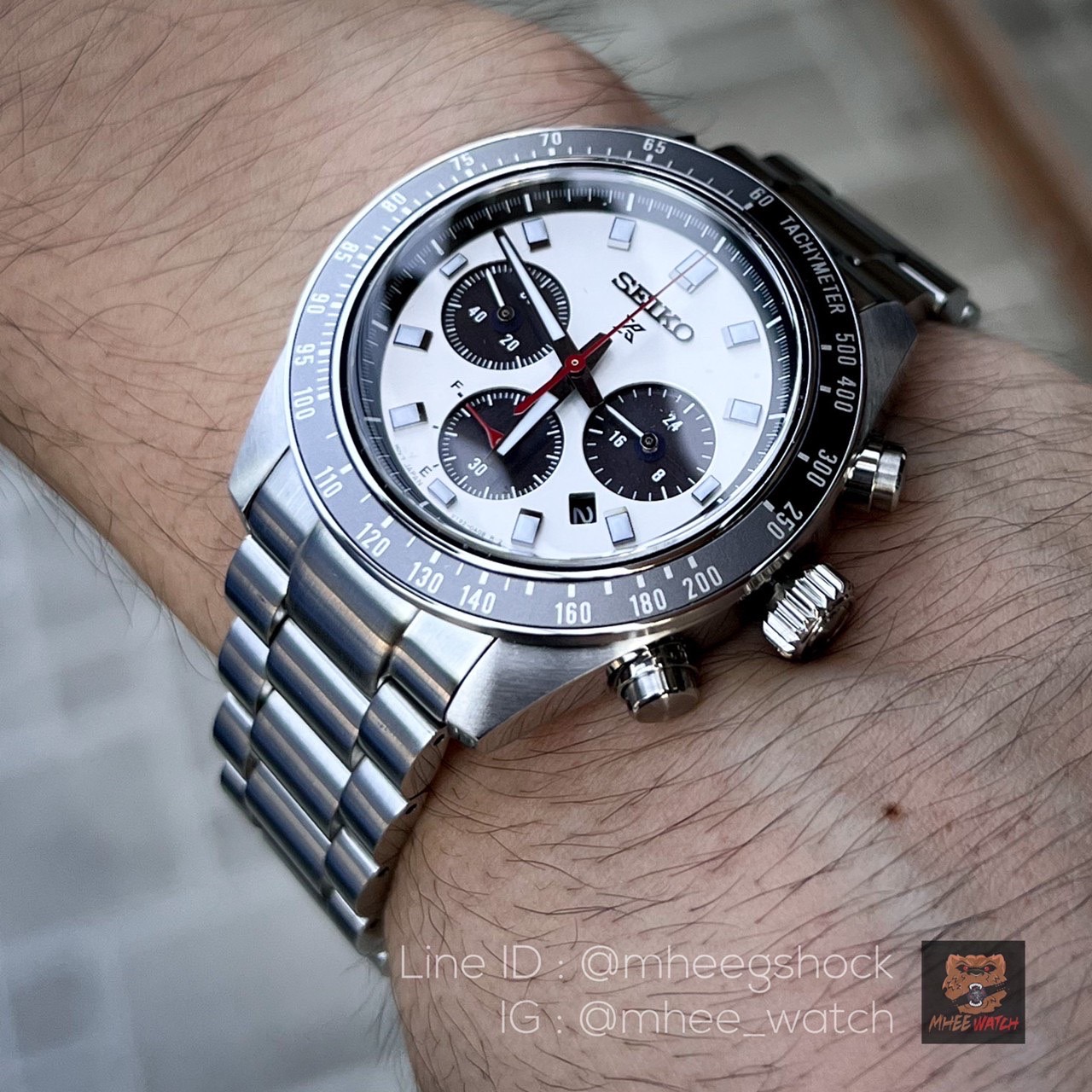 SEIKO ProSpex Speedtimer Solar Chronograph Panda Version 2 Model SSC911P