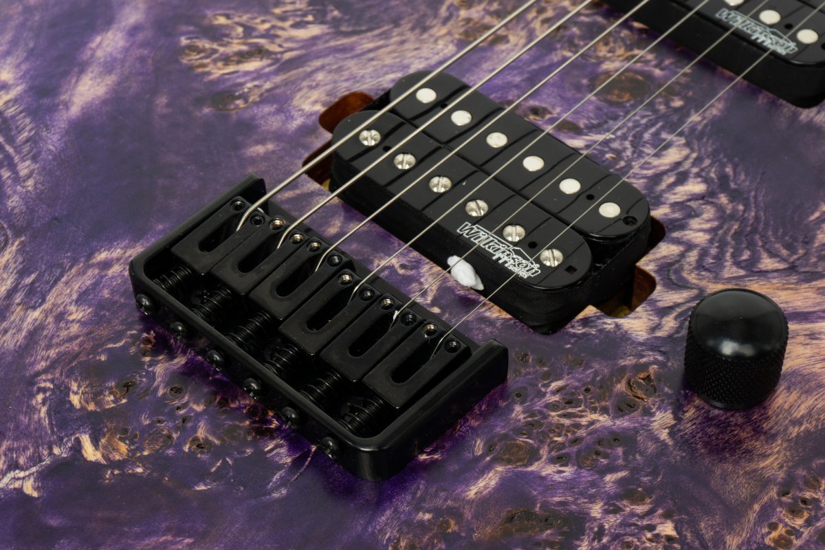 กีต้าร์ไฟฟ้า Kazuki Dragon Series สี Purple