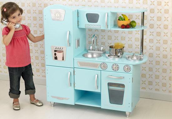 Kidkraft vintage kitchen in blue