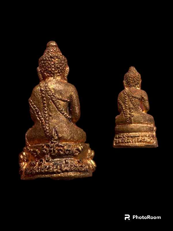 พระกริ่งคู่ชีวิต รุ่นหนึ่งในแผ่นดิน นวะโลกุตระธรรม เนื้อโสฬสมหาจักรพรรดิ์ธาตุเหล็กไหล หลวงปู่หมุนร่วมปลุกเสก