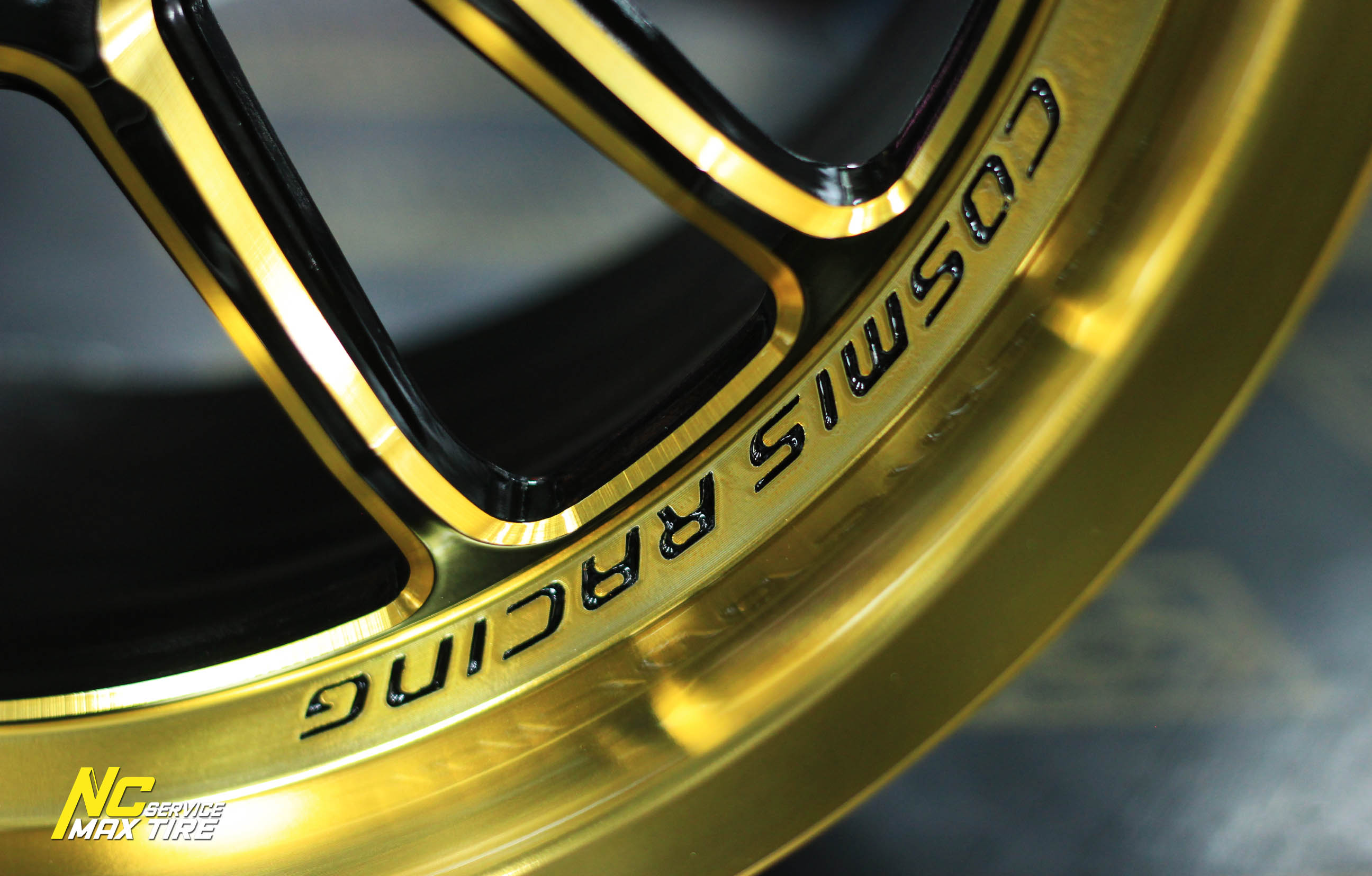 ล้อแม็กขอบ15 / Cosmis XT-206R / Custom Color / ทองสะท้อนแสง / 15x8.0 4H100 ET30