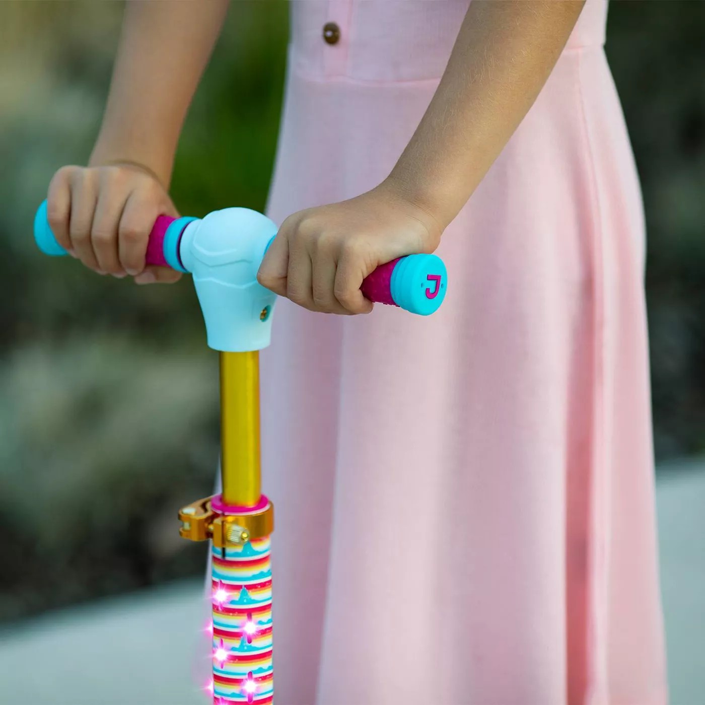 Jetson Disney Princess 3 Wheel Kick Scooter สกู๊ตเตอร์เด็ก 3 ล้อมีไฟ ลายเจ้าหญิง