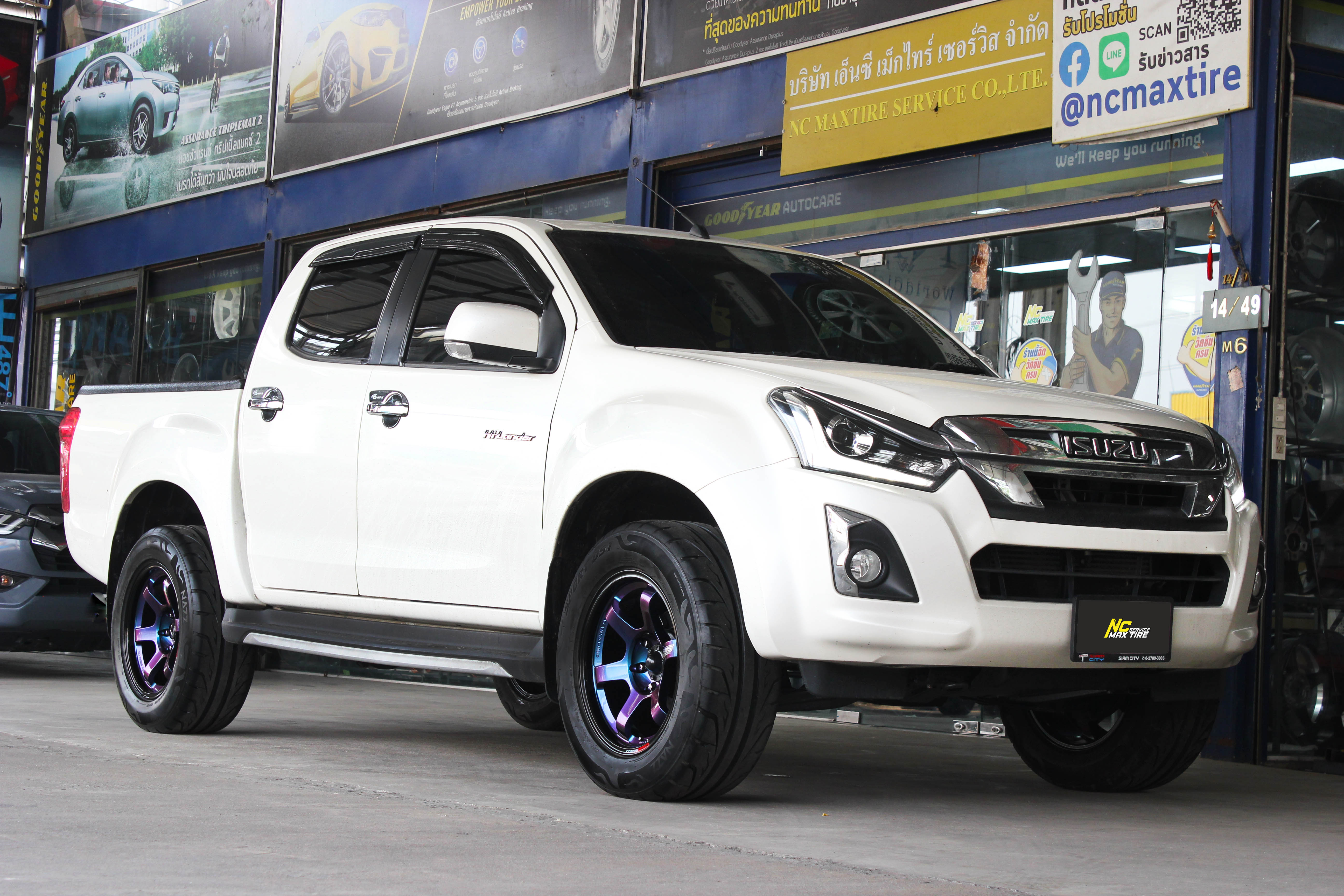 Isuzu D-max / ล้อแม็กขอบ18 / ล้อแม็กสวยๆ / ล้อแม็กรถกระบะตัวสูง / Cosmis / RG-06S / ล้อแม็กสีพิเศษ / Custom Color / Power Blue / 18x9.0 6H139.7 ET0 / ล้อแม็กสีน้ำเงินเฉดพาวเวอร์+ขอบดำเงา+เพลท / NC