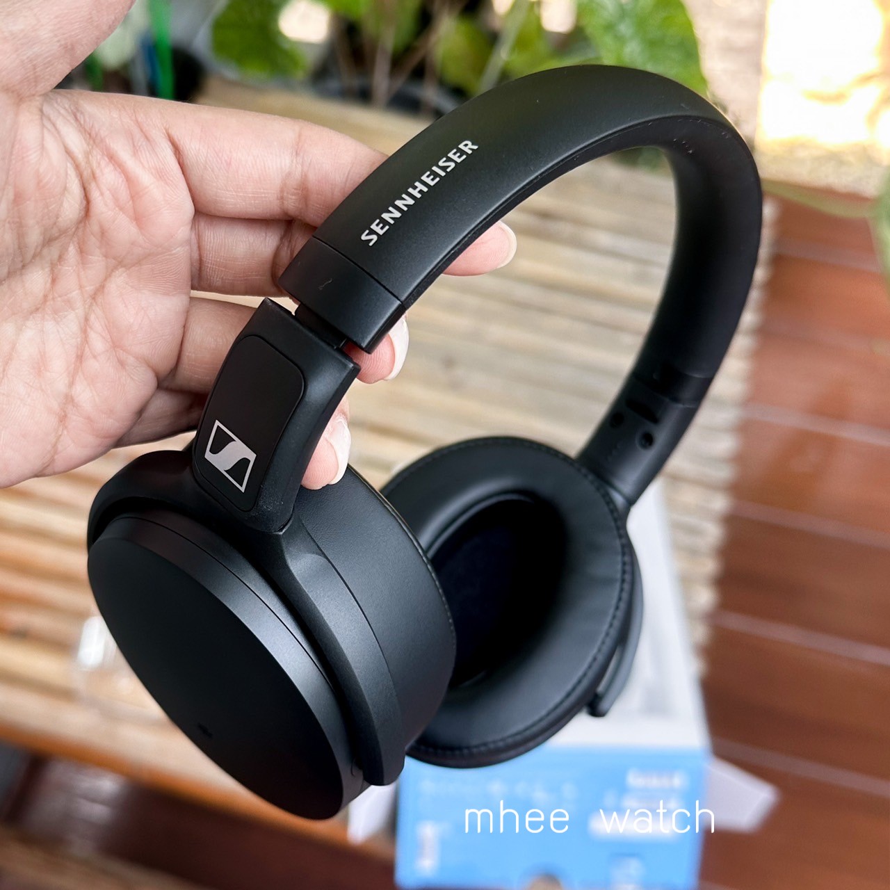 หูฟังBluetoothไร้หูฟังBluetoothไร้สายระดับพระกาฬ Sennheiser คือที่สุดอยู่แล้ว สั่งงานด้วยเสียงผ่าน Google ได้ด้วย Siriก็ได้