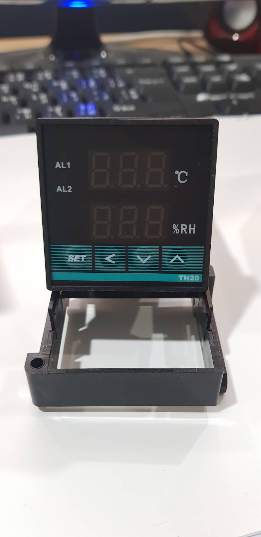 TH20 เครื่องควบคุมความชื้นและอุณหภูมิ 220v ชิ้น 2020-10-27 09:18:55 2022-09-20 16:43:13