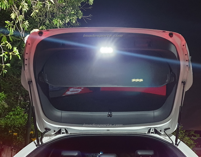 ไฟแผงประตูหลัง (ไฟเตือนรถหลัง+ไฟส่อง super LED)