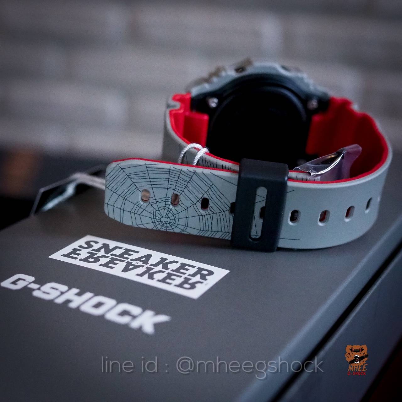 นาฬิกา Casio G-Shock × Sneaker Freaker DW-5700SF-1 35th Anniverary Collaboration Limited ของแท้ รับประกัน 1 ปี