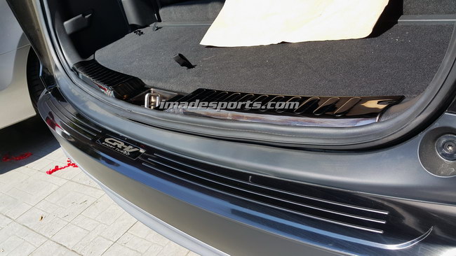 กาบฝาท้ายกันชน ด้านนอกและกันรอยด้านใน 2017-2021