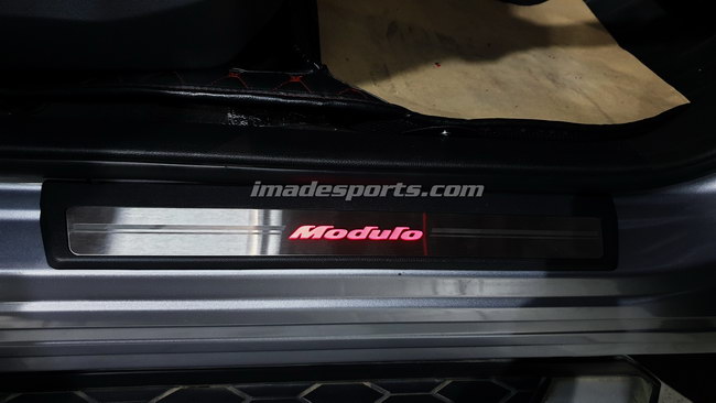 กาบบันได MODULO Red LED แท้