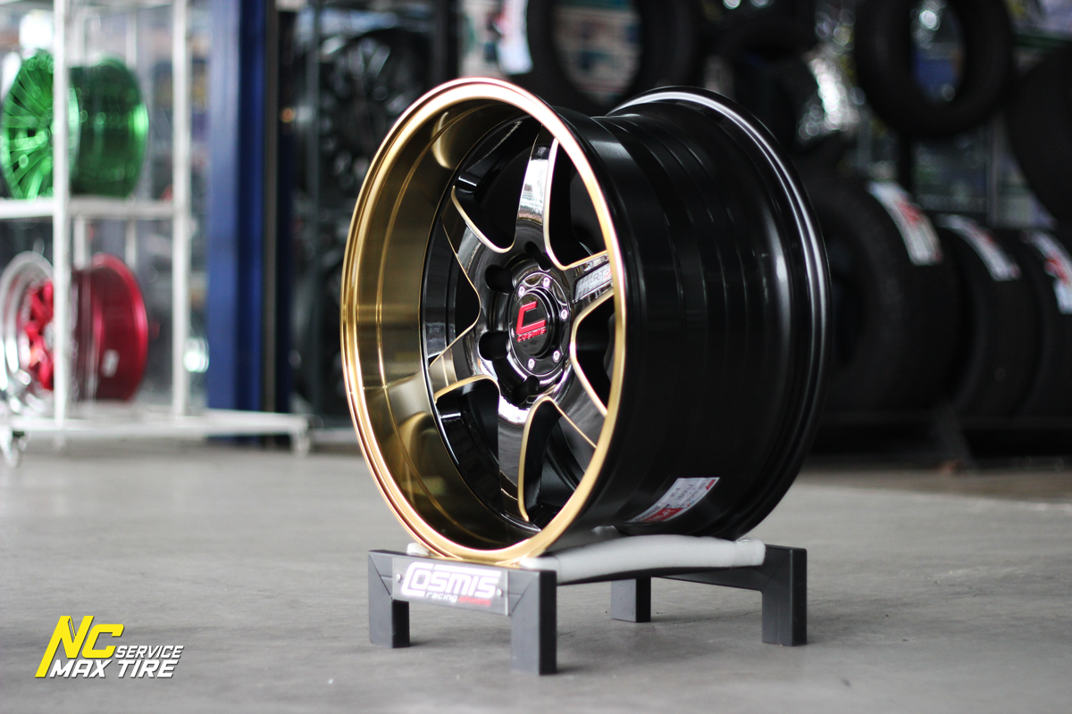 โปรไลฟ์สด / ล้อพร้อมยาง / ล้อแม็ก Cosmis RT-X / หน้า 18x9.5 6H139.7 ET15 หลัง 18x10.5 6H136.7 ET12 / ยาง Cosmis t1 rs 265/60R18 /