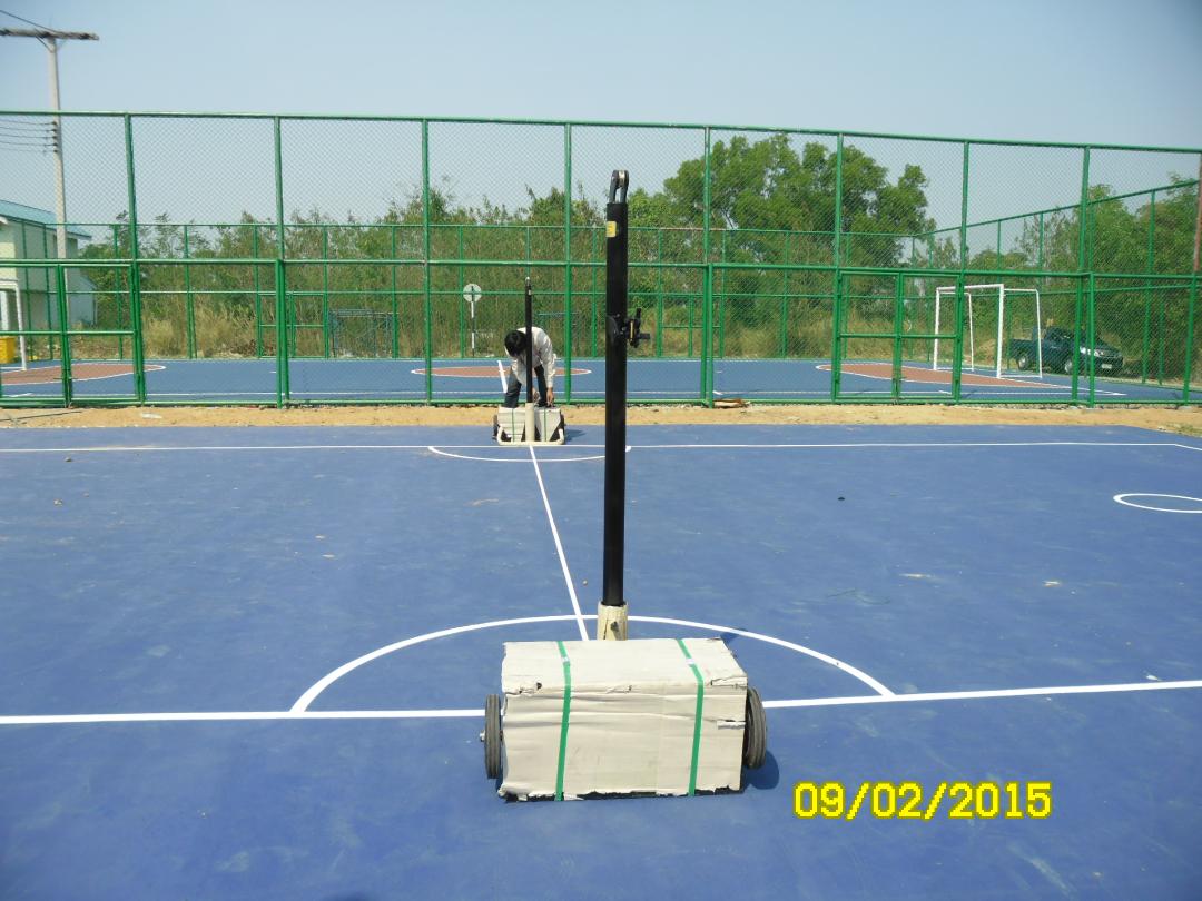 เสาตะกร้อแข่งขันระบบเฟือง แบบฐานล้อเลื่อน (พร้อมตาข่าย)