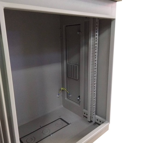 G2-60412OUT 19” GERMAN WALL RACK OUTDOOR 12U, ลึกใช้งาน 40 cm.