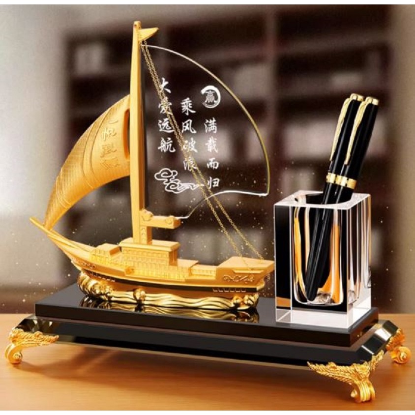 CT029D102 HOMMY ของตั้งโชว์ ของตั้งโต๊ะ เรือใบ ใส่ปากกา มังกร