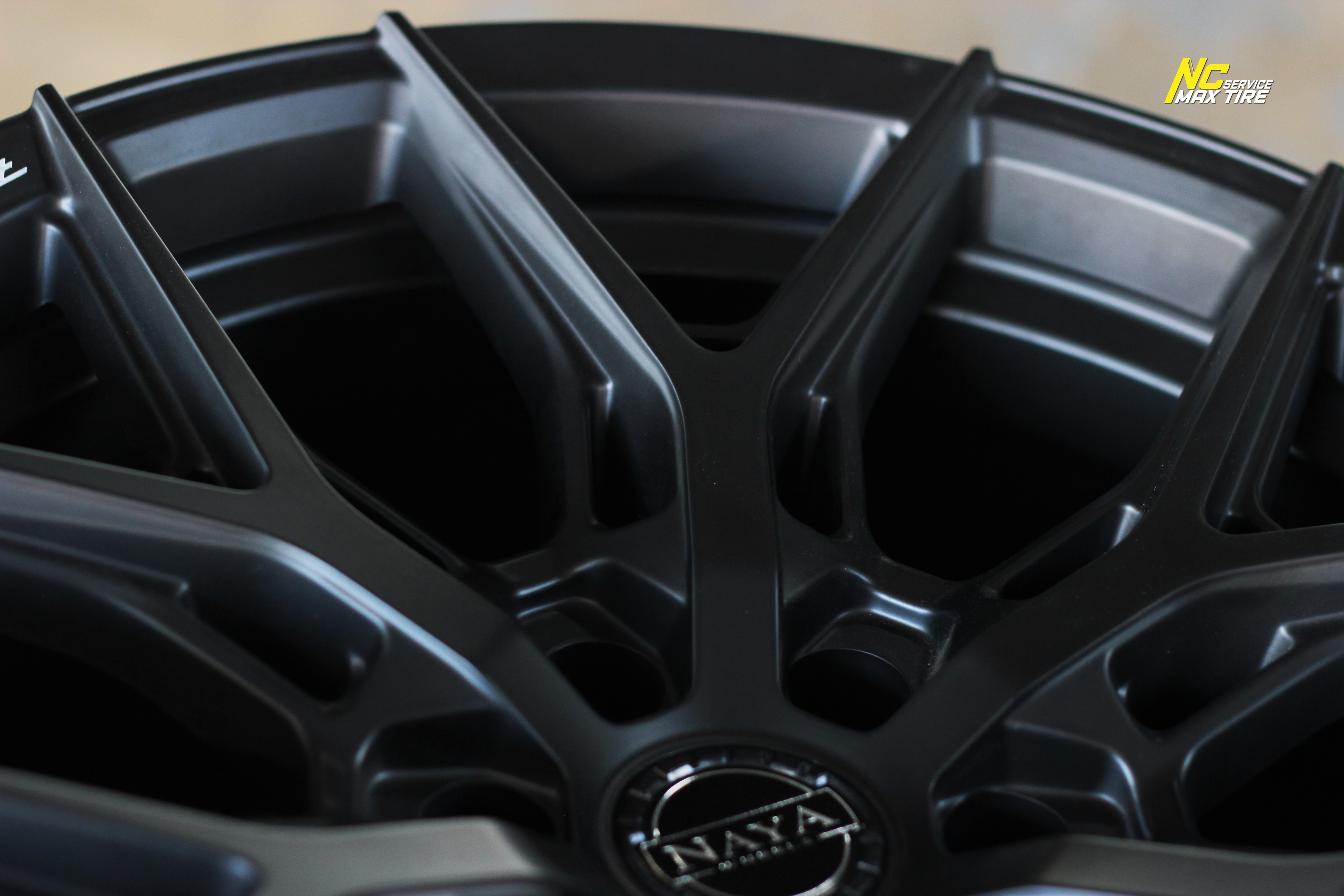 ล้อแม็กขอบ18 / Cosmis / NAYA / Alpha-6 / NAVARA / 18x9.0 6H114.3 ET20 / ล้อแม็กสีดำด้านทั้งวง / ล้อแม็กสำหรับกระบะ / นิสสันนาวาร่า