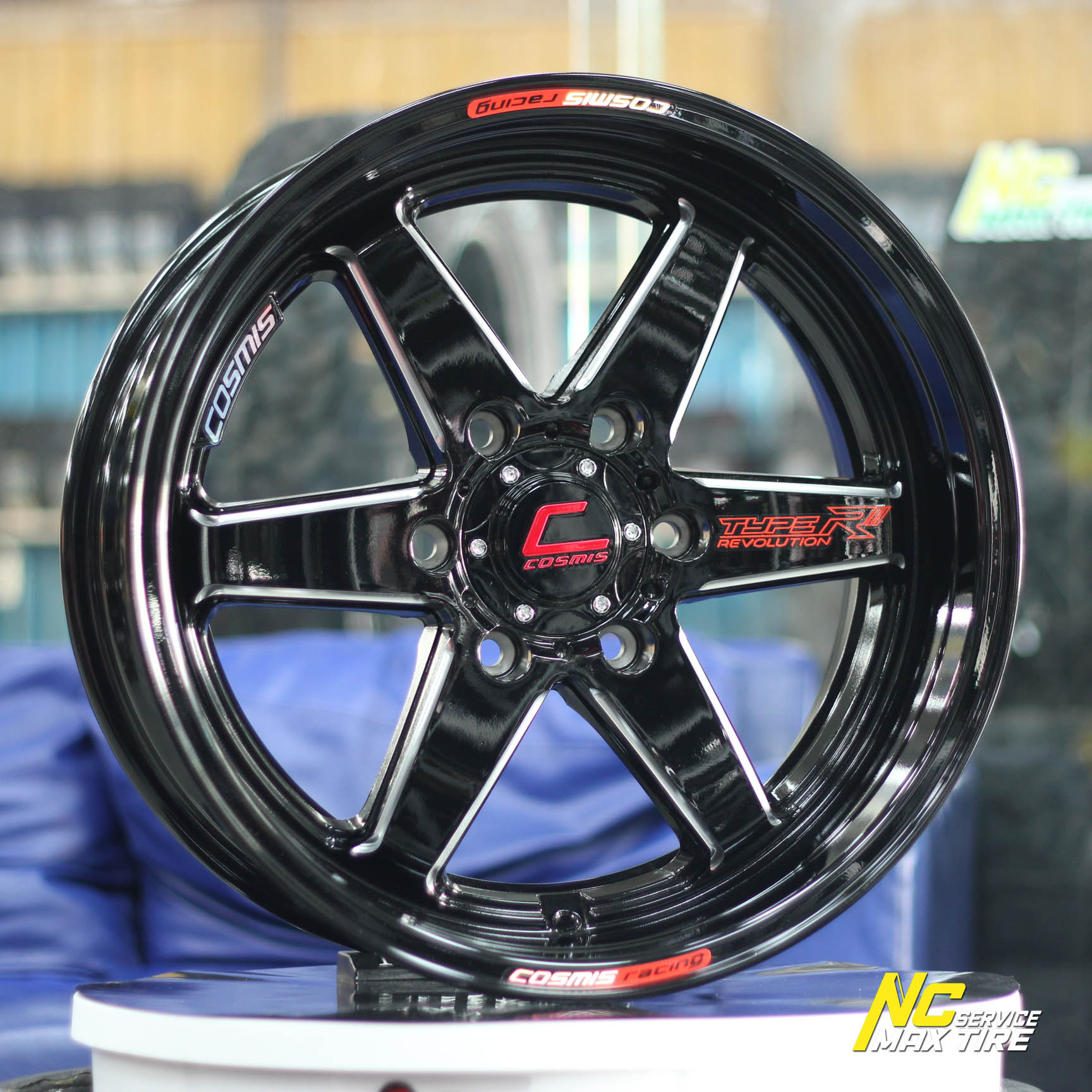 ล้อแม็กขอบ18 / รถกระบะ / Cosmis Type-R Revolution / ดำข้างก้านCNCเงา / 18x8.5 6H139.7 ET25