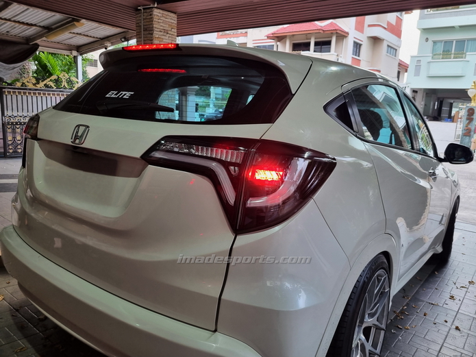 โคมไฟท้าย HRV S-Black Edition STYLE (White)