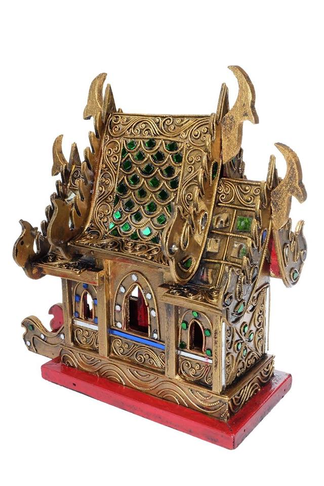 ศาลพระภูมิไม้ประดับกระเบื้องสีหลังใหญ่ ขนาด 12 x 11 x 5 นิ้ว