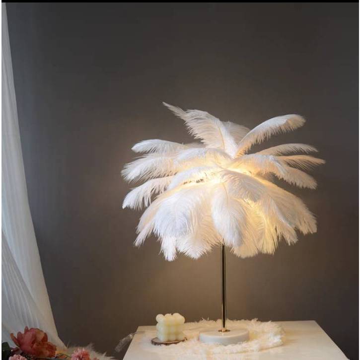 CT191A150 SOTMIA โคมไฟตั้งโต๊ะขนนกกระจอกเทศ โคมไฟตั้งโต๊ะ Feather Lamp
