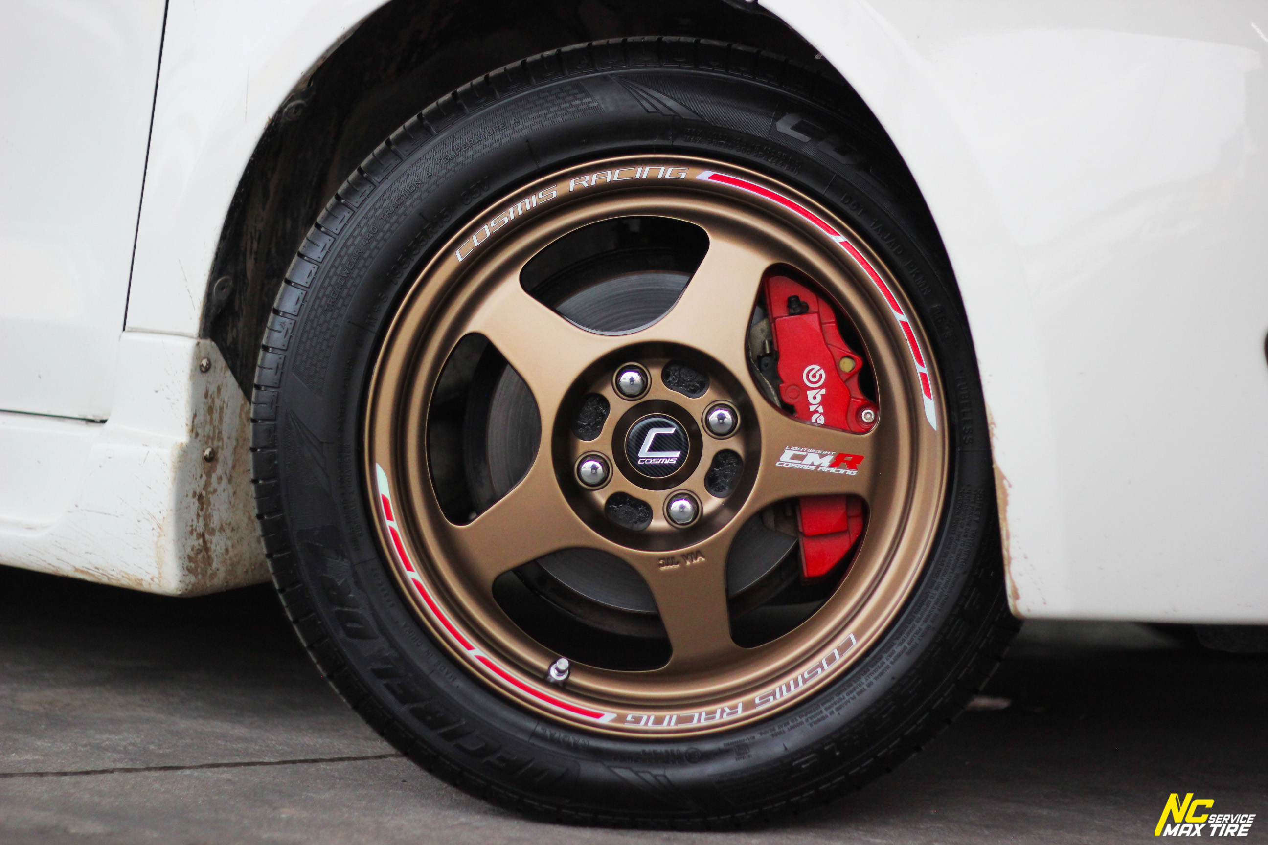 Toyota Yaris / ล้อแม็กขอบ15 / Cosmis / CMR / ล้อแม็กสีน้ำตาลด้าน / Decibel / DR1 / 15X7 4H100 ET35 / 195/55R15