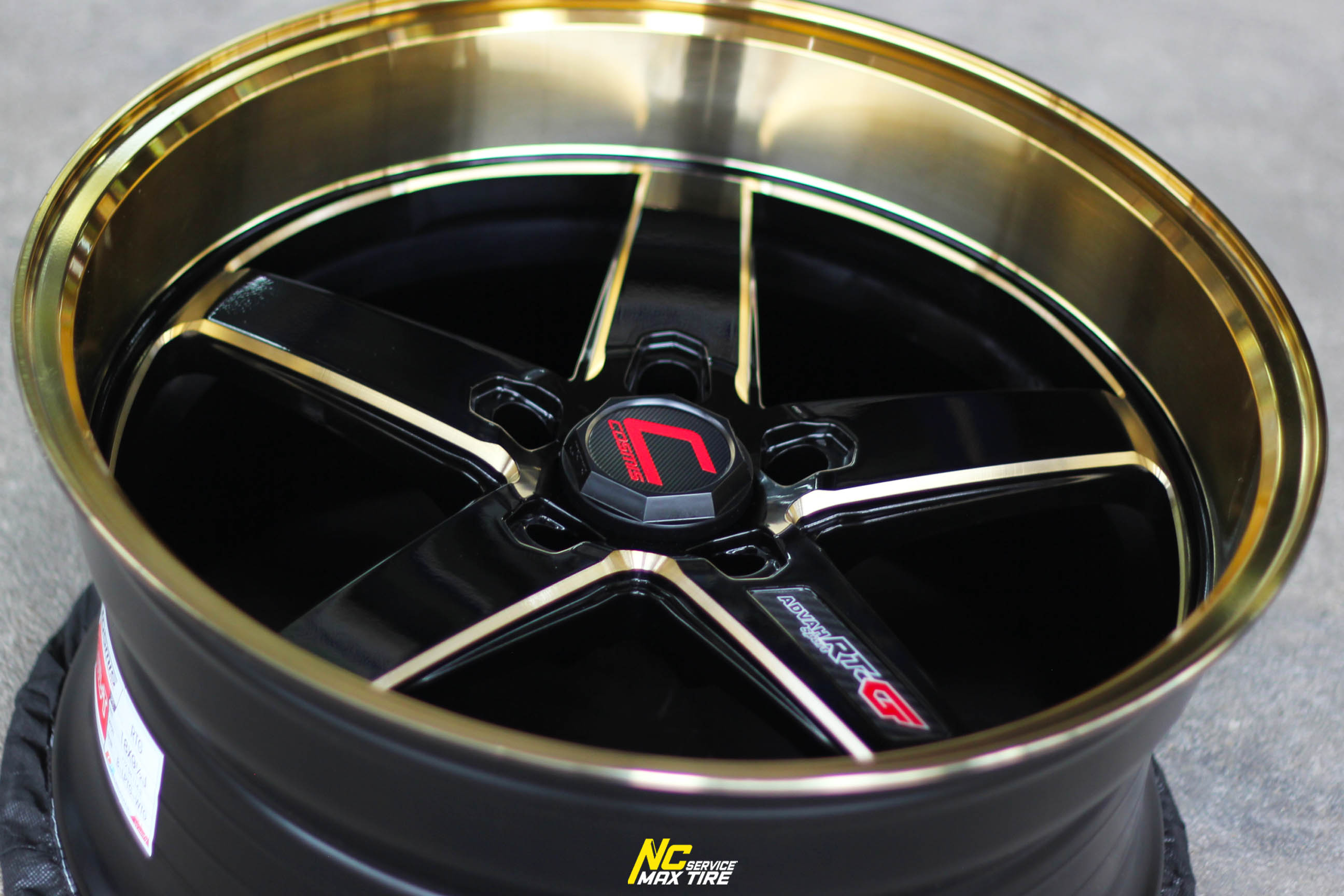 ล้อแม็กขอบ18 / Cosmis / RT-G / ล้อแม็กสีดำขอบทอง / 18x9.5 ET12 5H114.3 / ล้อแม็กสำหรับกระบะตัวเตี้ย / NCmaxtireService