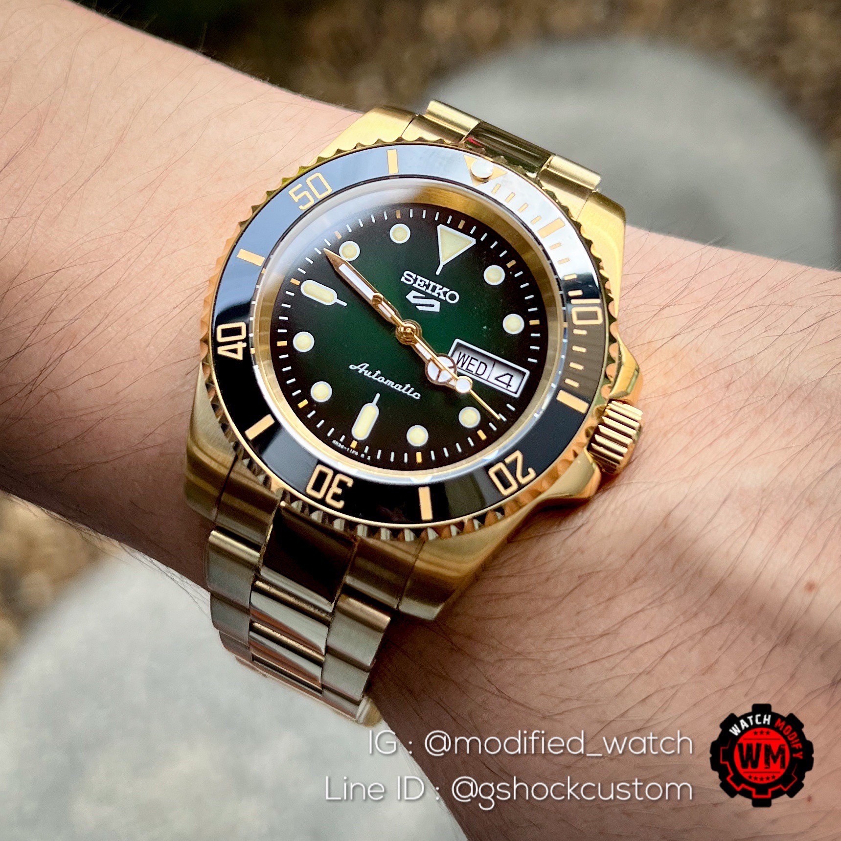 SeikoMod 5Sports Automatic Loki Green Dial Yellow Gold Oyster Straps
