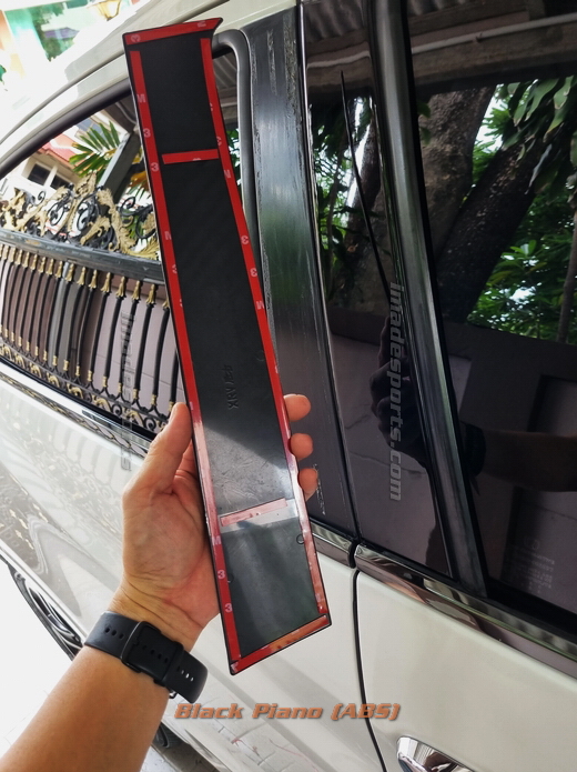 ชุดตกแต่งเสาประตู HRV Black Edition