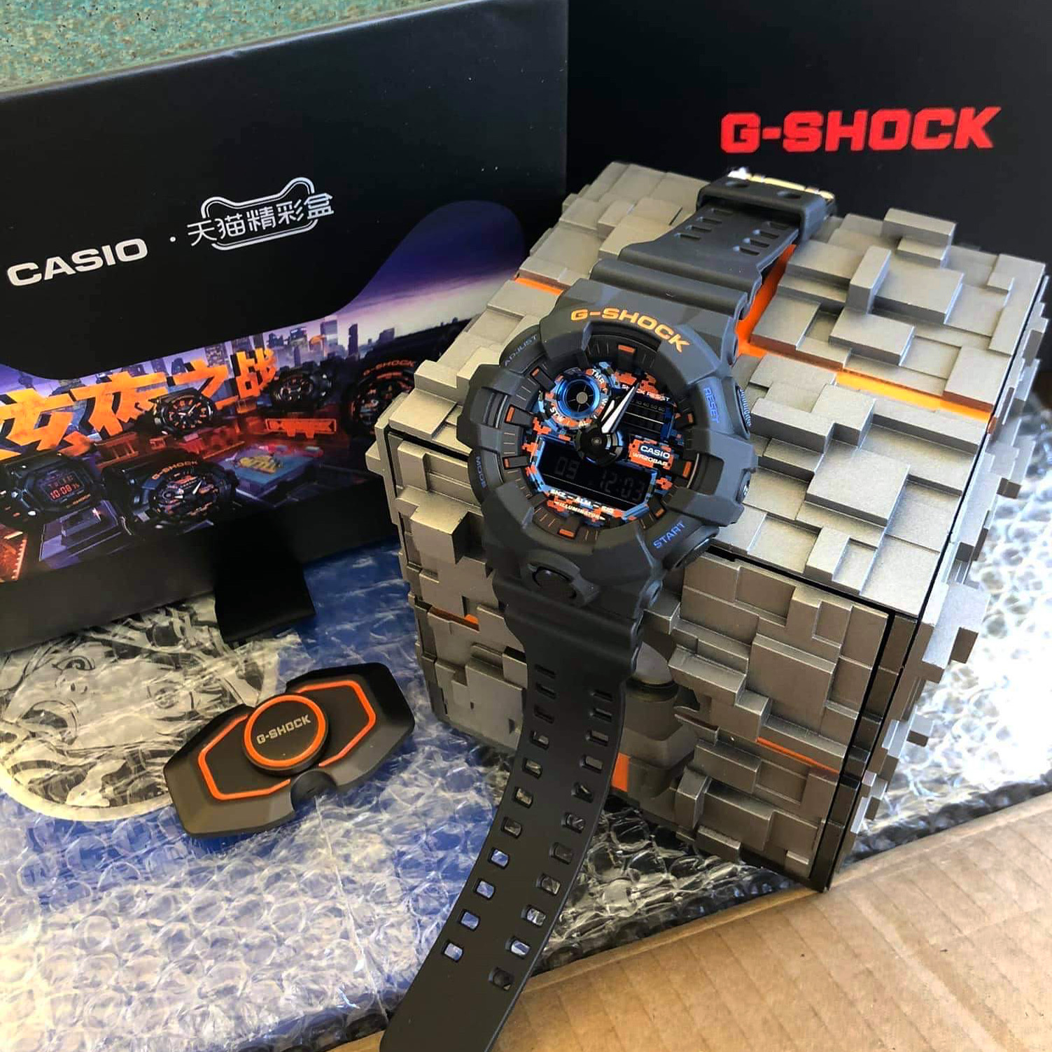 GA-700CT-1APRW Limitedแพ๊กเกจสุดเทพ