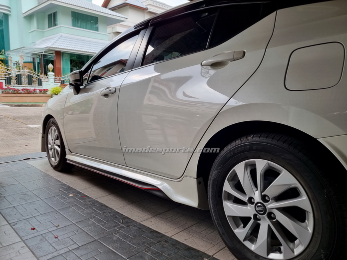 NISSAN ALMERA รุ่น ULTIMATE V3 ท่อคู่ 4ใบแบบ Build in
