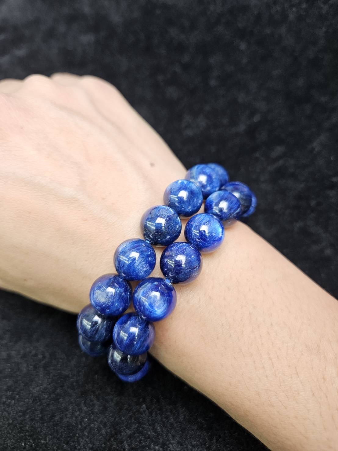 คยาไนต์ Kyanite AAAA 12 mm งานพรีเมี่ยม สีเข้ม ลายแร่สวย