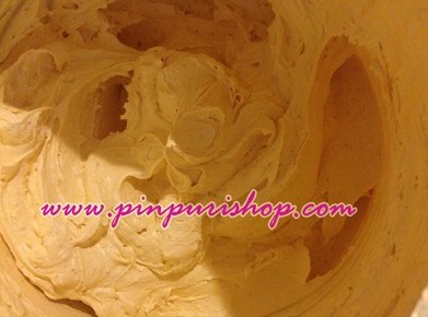 ขายส่ง ครีมกันแดด ครีมไข่มุก สูตรเจ้าสาว ขนาด 5 กรัม ราคา 200 บาท