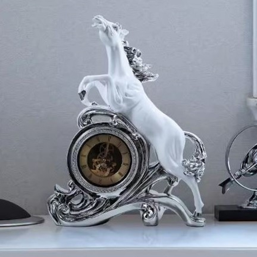 CT215C050 INTERY นาฬิกาม้า นาฬิกาตั้งโต๊ะ ของขวัญขึ้นบ้านใหม่ แต่งโรงแรม ม้า Clock