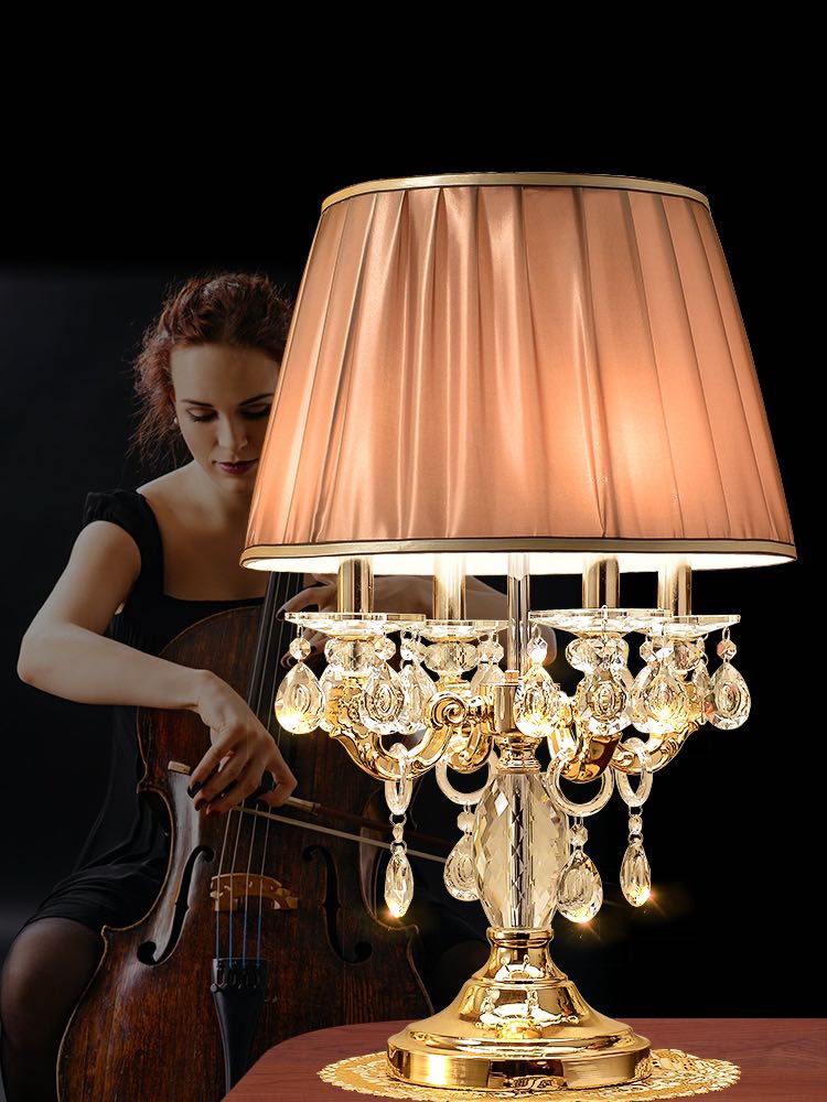 CT063A032 SOTMIA โคมไฟ โคมไฟตั้งโต๊ะ โคมไฟตั้งพื้น โคมไฟตั้งพื้นคริสตัส โคมไฟระย้า สวยงาม หรูหนา หลากหลายแบบ