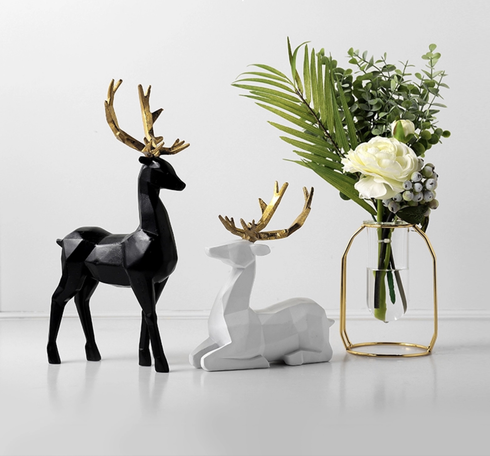TH000B002 FAMITOSS กวางตกแต่งบ้าน กวางตกแต่ง กวางเรซิ่น กวาง ตกแต่งบ้าน Sculpture Home Nordic Decoration ของตกแต่งห้อง